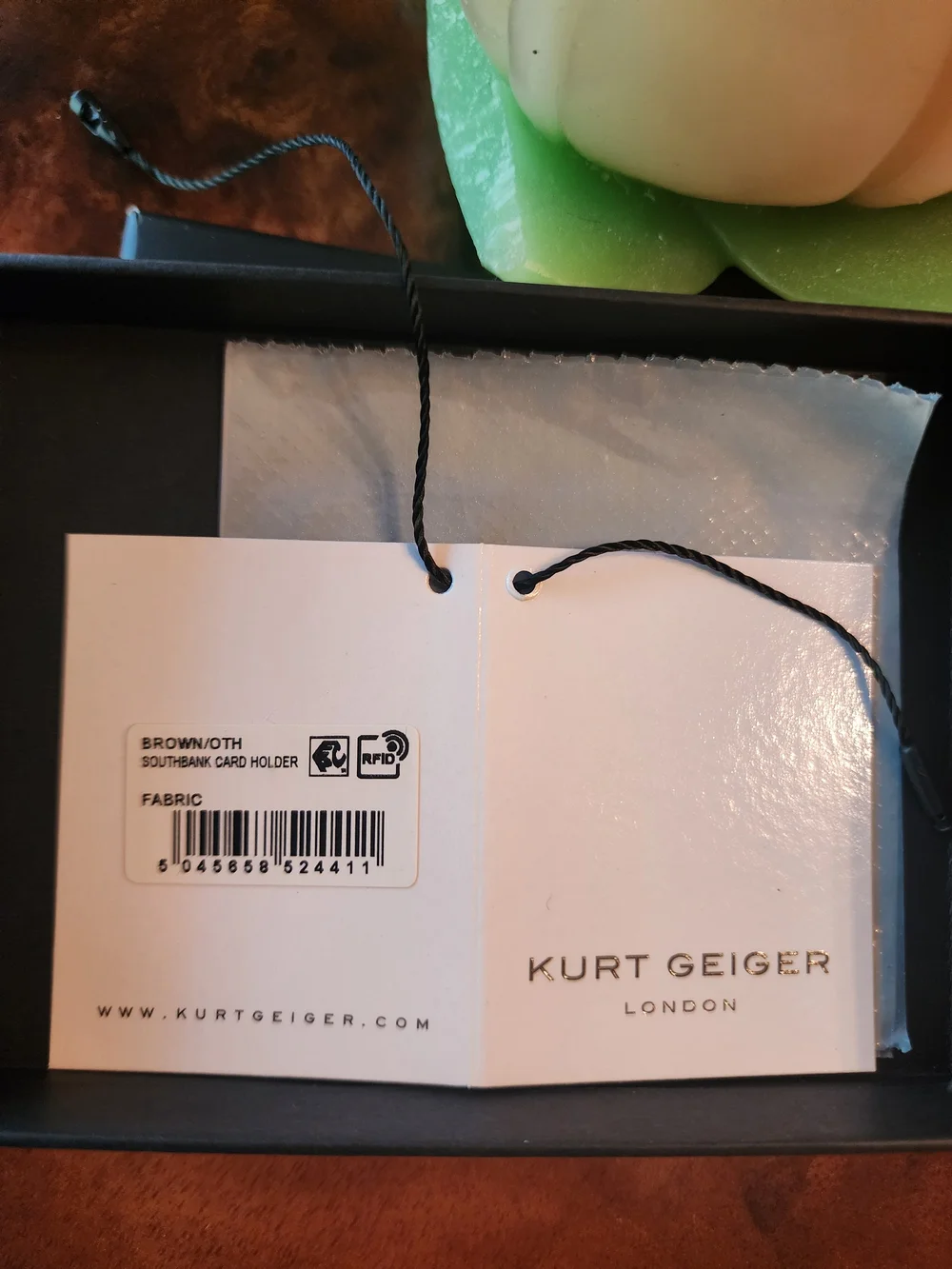 ✨️ Kurt Geiger London Southbank – Green/BlacSignature Logo Card Holder